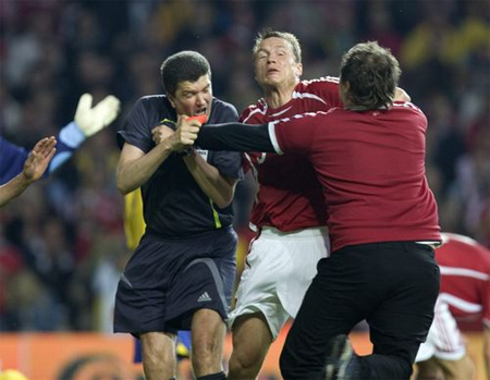 Voetbalfoto freefight. 2012