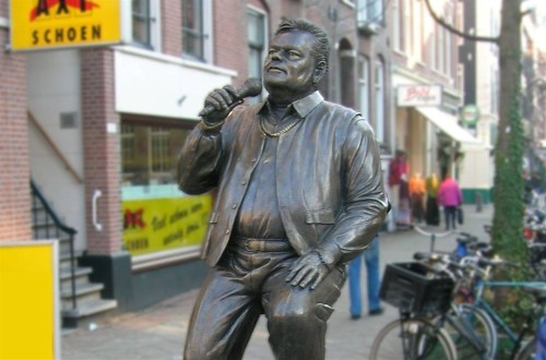 De bejubelde volksheld. Bevestiging van een puur Nederlandse identiteit!